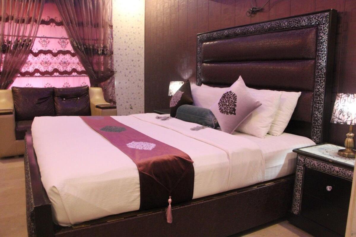 Hotel The Leschanze Lahore Exterior photo